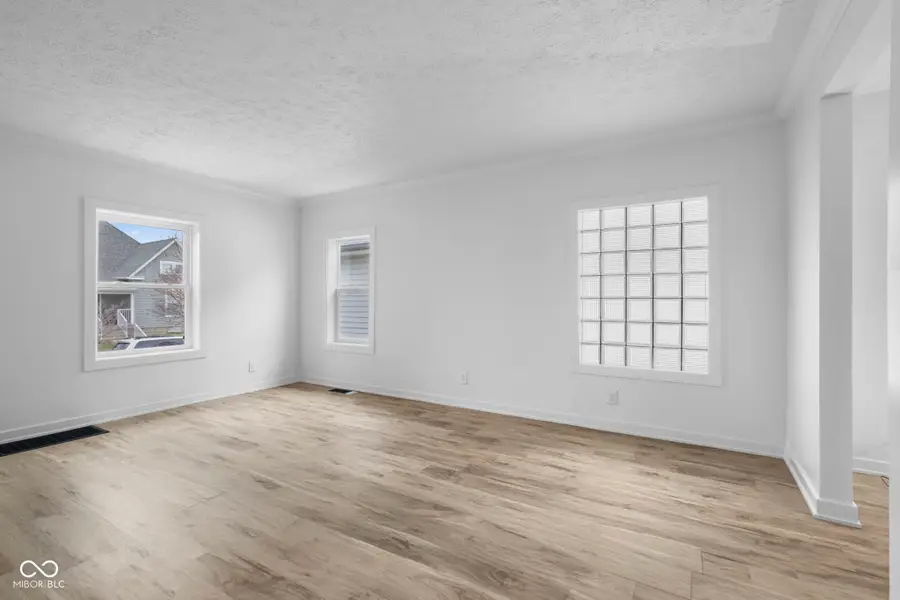 73 S 10th Avenue, Beech Grove, IN 46107 - #3