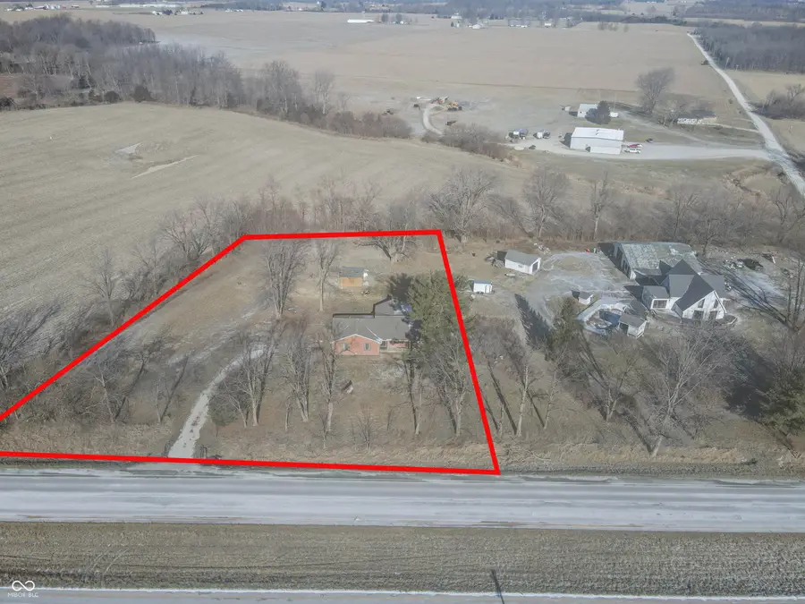 8457 E Us 40, Fillmore, IN 46128 - #3