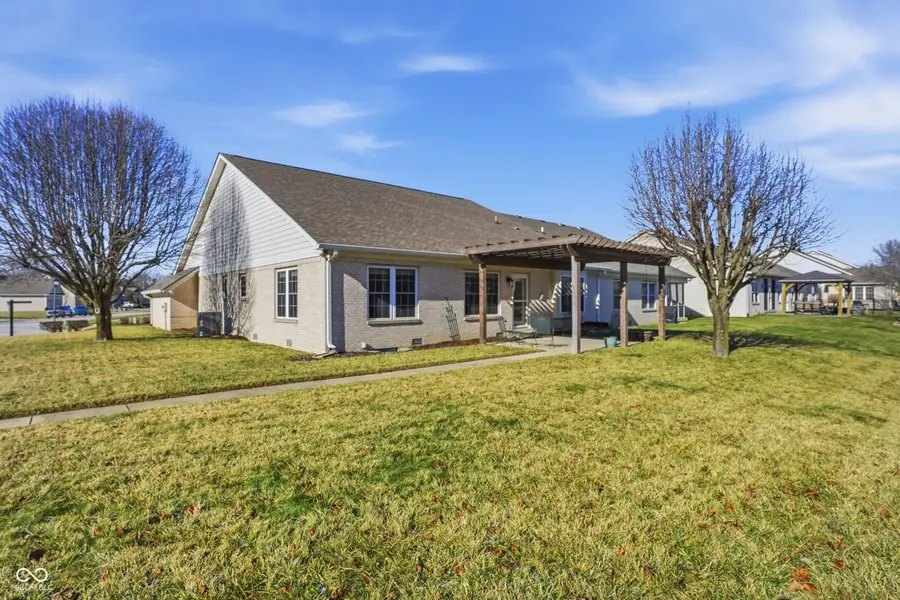 593 Weyworth Place, Greenwood, IN 46142 - Image #3