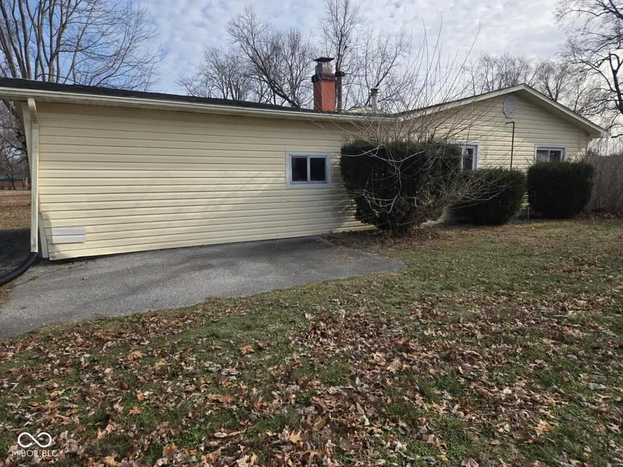 2915 E Phylbeck Avenue, Terre Haute, IN 47805 - Image #3