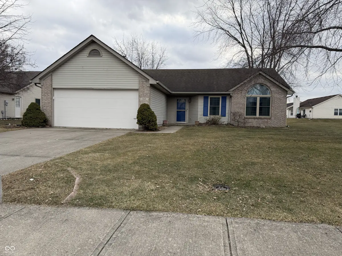 1049 Bumblebee Way, Greenfield, IN 46140 - Image #1
