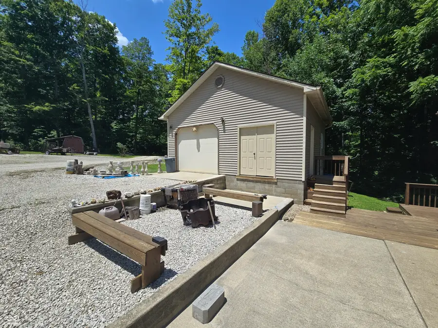 8252 W Chafin Chapel Road, Ellettsville, IN 47429 - #2