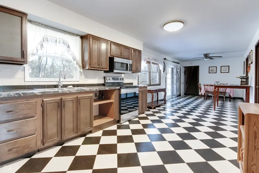 8 Mill Springs, Coatesville, IN 46121 - Image #3