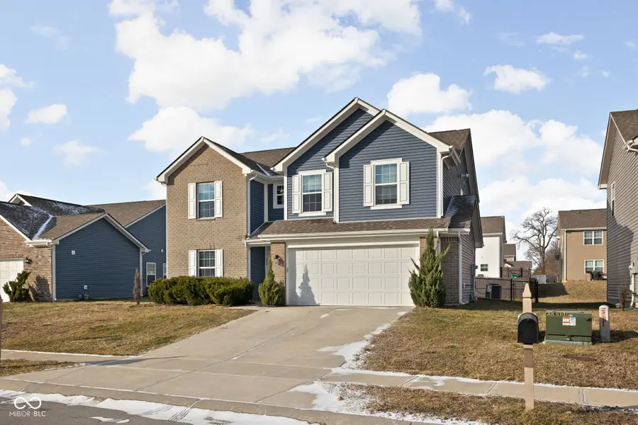 844 Declaration Drive, Pittsboro, IN 46167 - Image #3