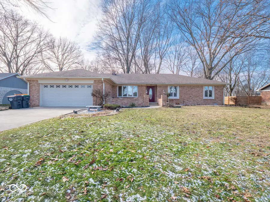 926 Beech Drive, Greenwood, IN 46142 - Image #2