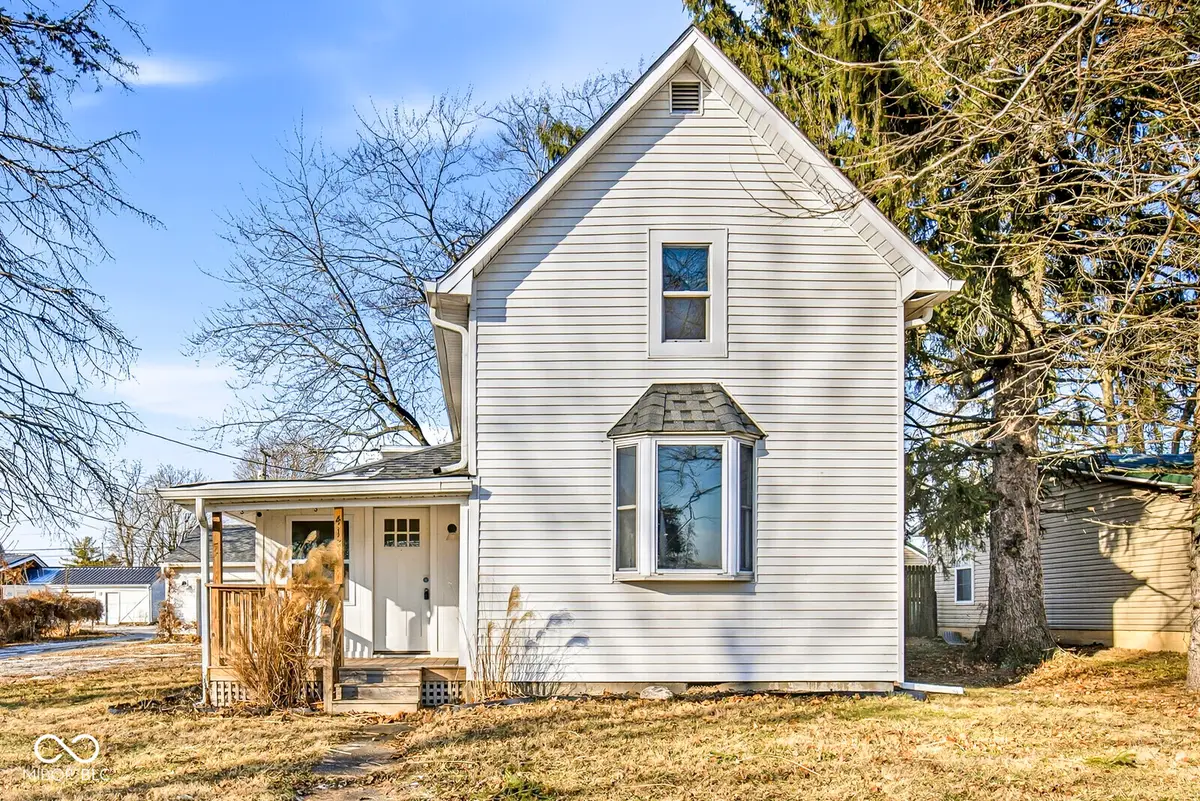 418 N 14th Street, Elwood, IN 46036 - #1