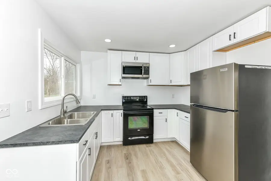 3106 E Sumner Avenue, Indianapolis, IN 46237 - #3