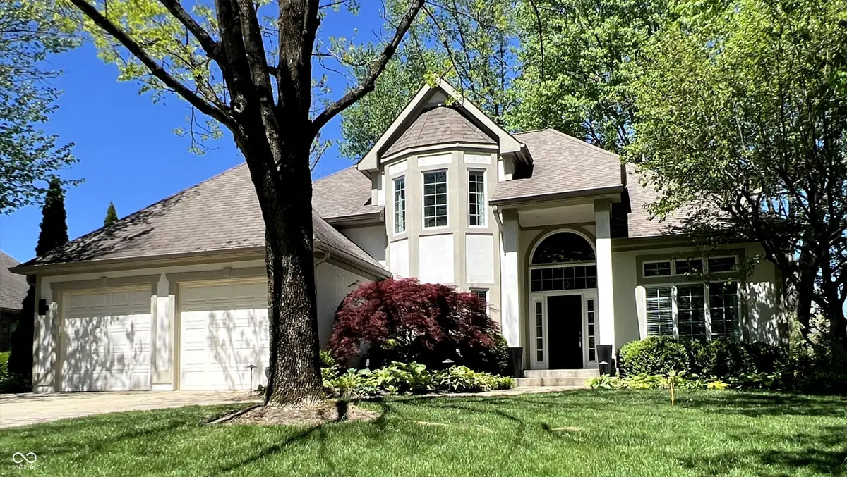 6012 Leatherback Drive, Columbus, IN 47201 - #1