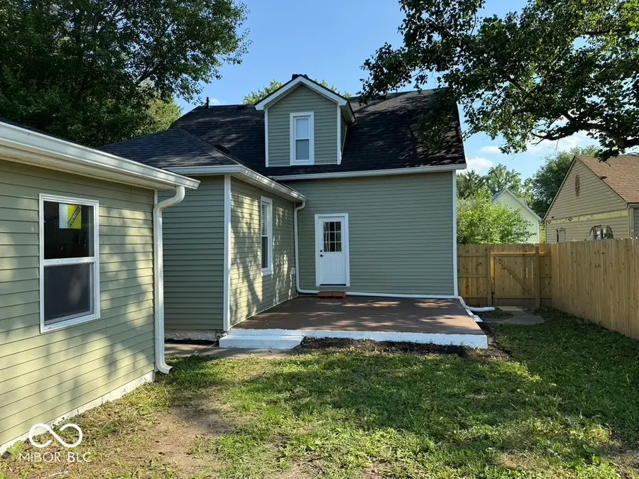 404 E Monroe Street, Alexandria, IN 46001 - #2