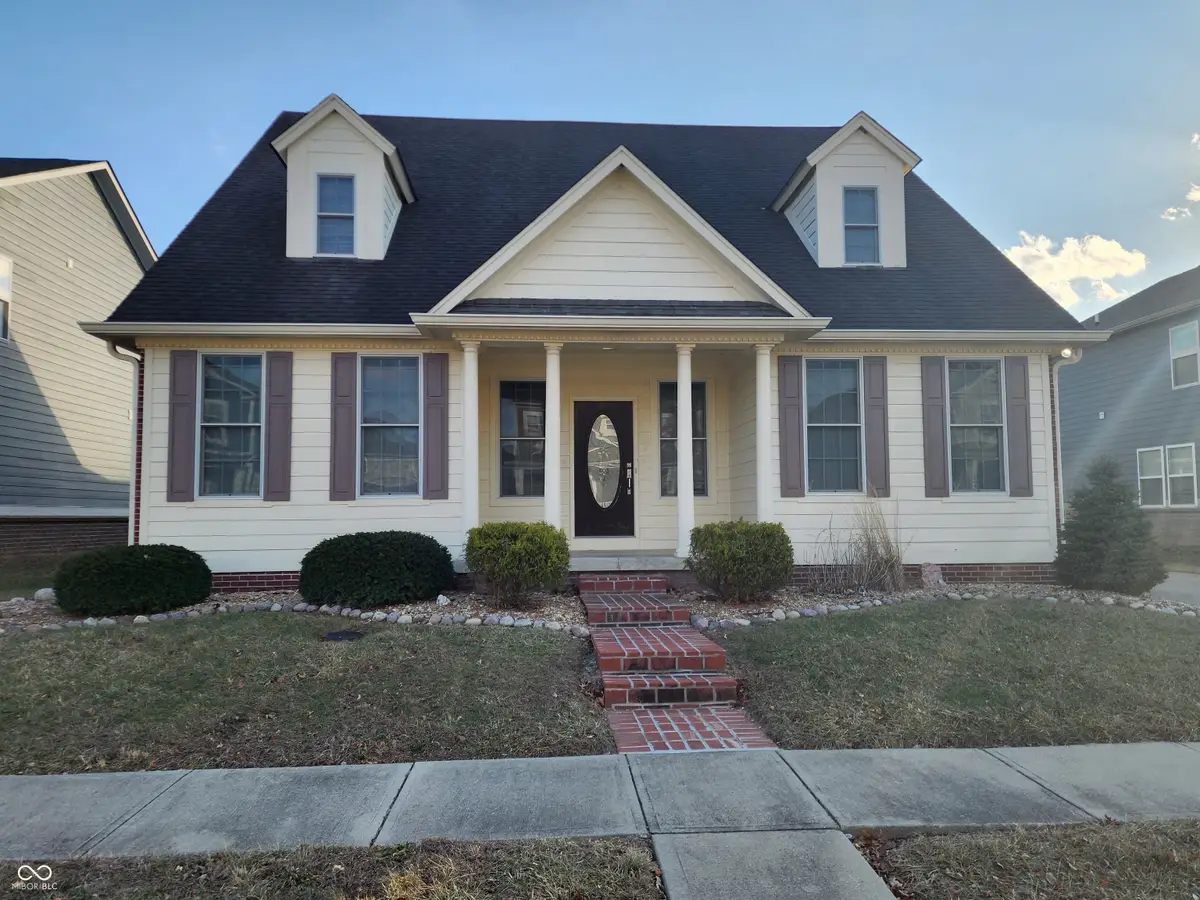 7215 Lockford Walk N, Avon, IN 46123 - Image #1