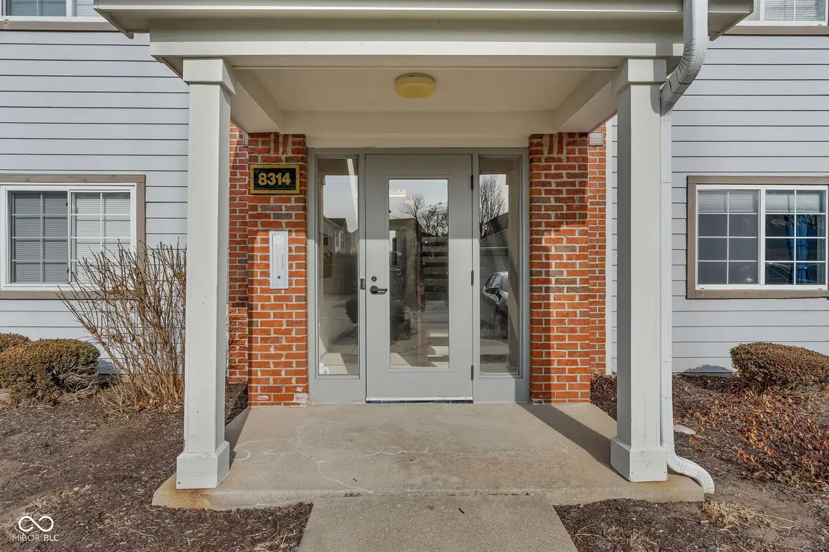 8314 Glenwillow Lane #103, Indianapolis, IN 46278 - Image #1