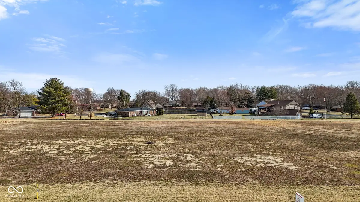 2687 S Kings Way, New Palestine, IN 46163 - #1