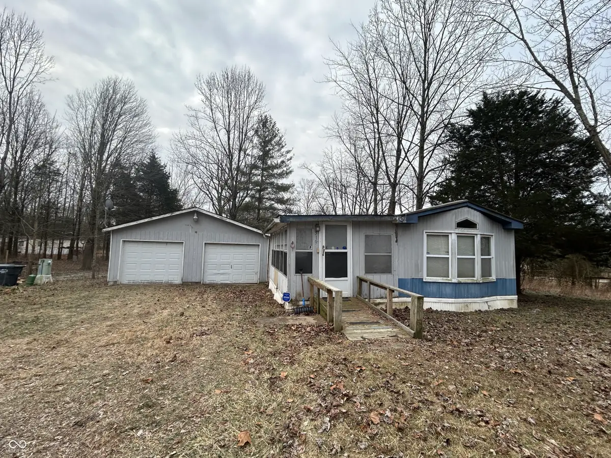 319 Honeylocust Place, North Vernon, IN 47265 - Image #1