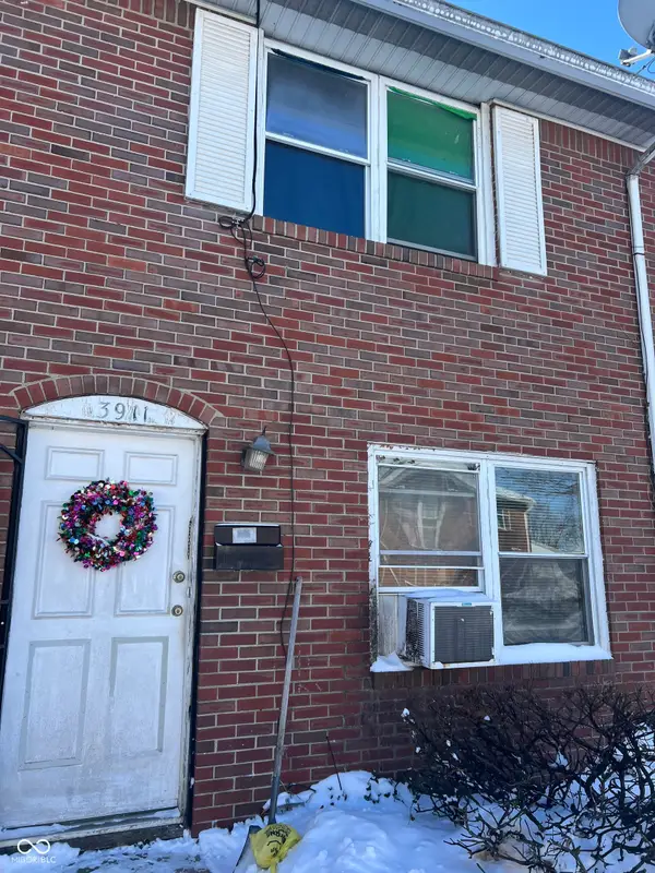 3911 Gateway Court, Indianapolis, IN 46254