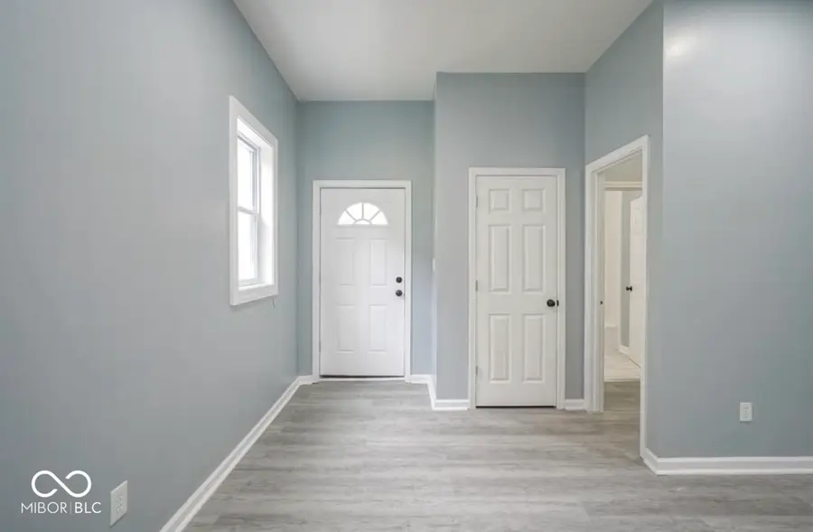 28 S Dearborn Street, Indianapolis, IN 46201 - #3