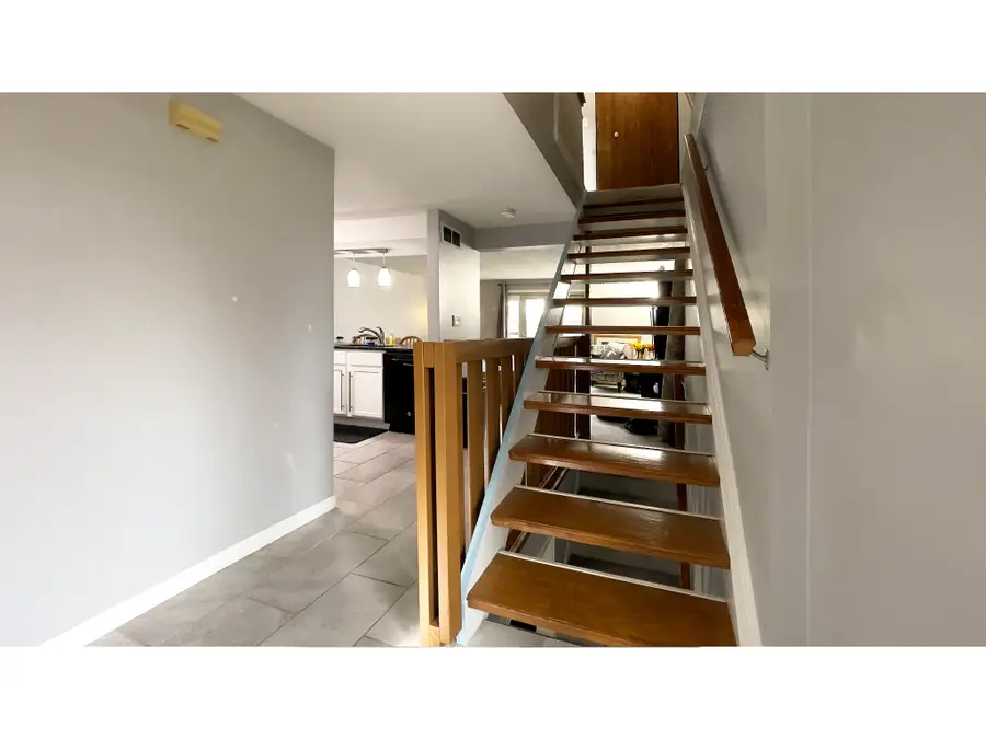 11538 Eden Ridge Court, Indianapolis, IN 46236 - Image #3