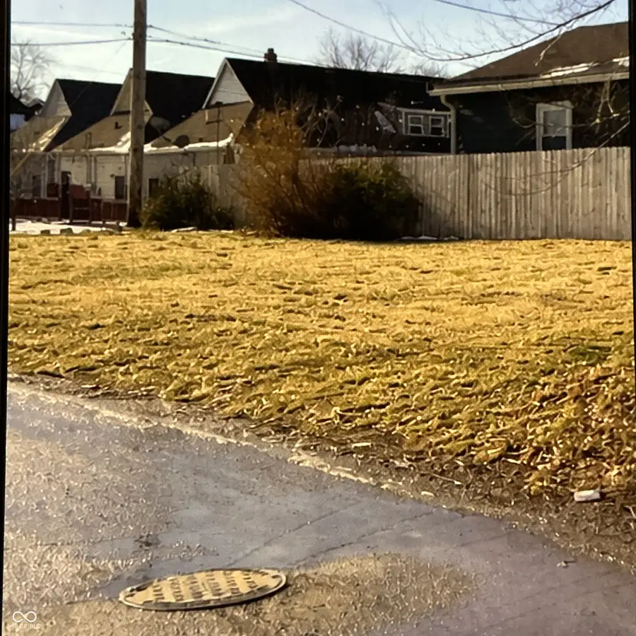 17 W Arizona Street, Indianapolis, IN 46225 - Image #2