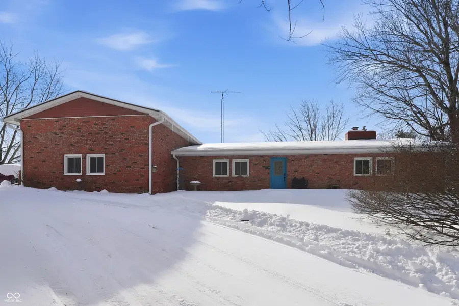 1211 W County Road 400 S, New Castle, IN 47362 - #2