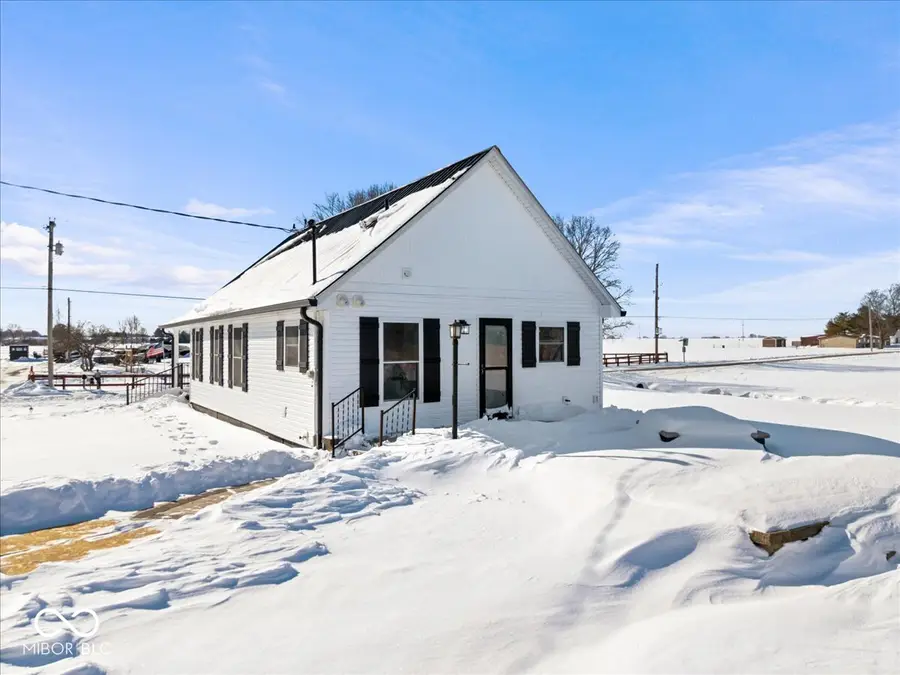 3276 W 400 S, Trafalgar, IN 46181 - Image #2