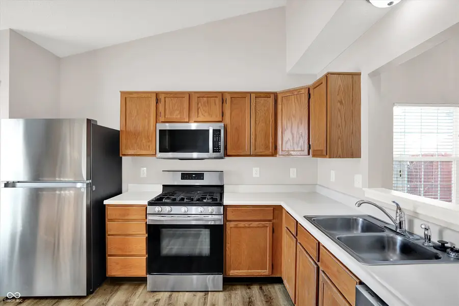 6726 Colleens Way, Indianapolis, IN 46221 - Image #3