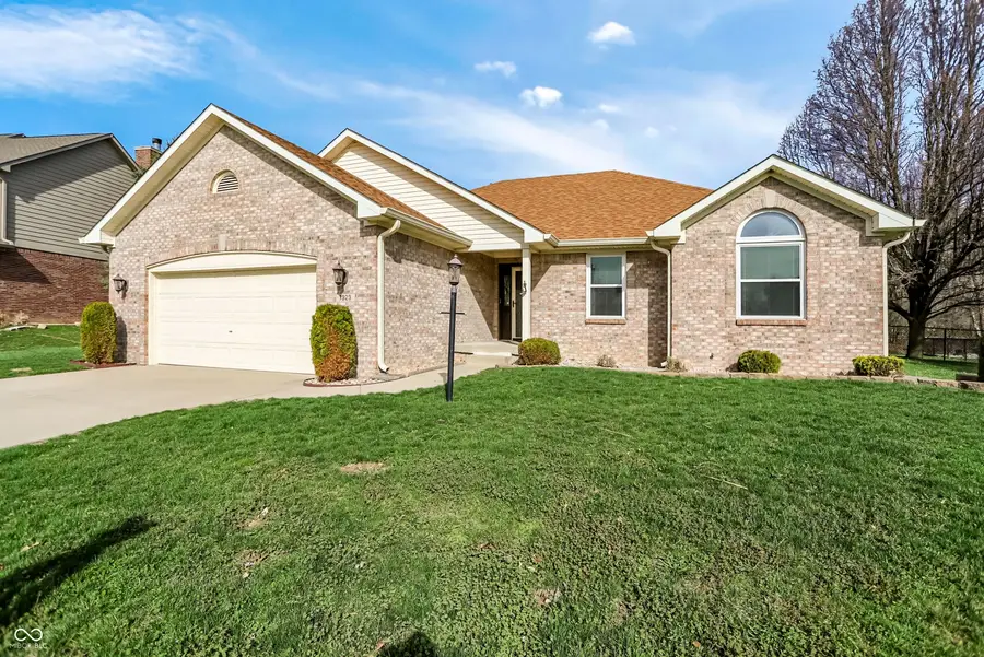 7929 Meadow Bend Circle, Indianapolis, IN 46259 - #2