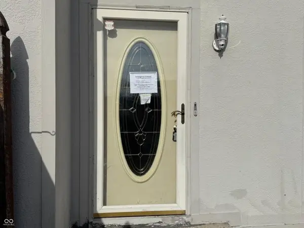 8367 Paso Del Norte Court, Indianapolis, IN 46227