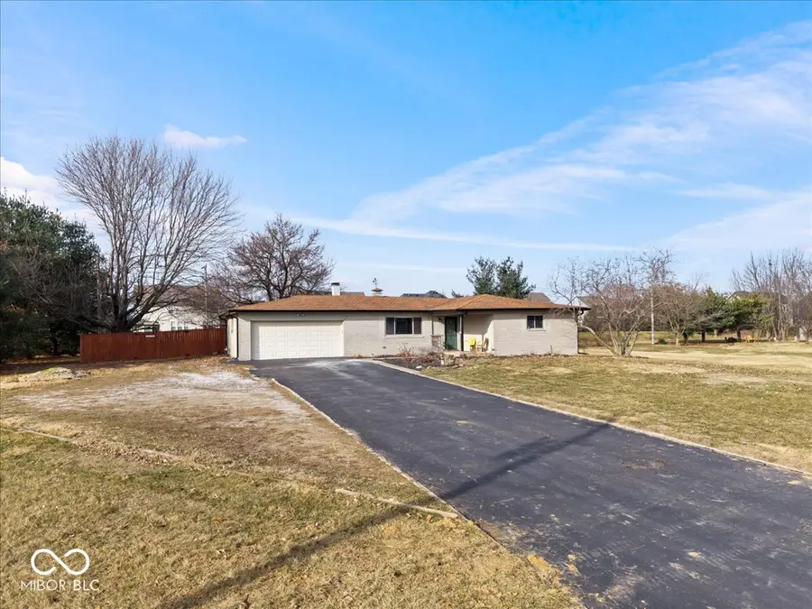 2114 N County Road 800 E, Avon, IN 46123 - Image #3