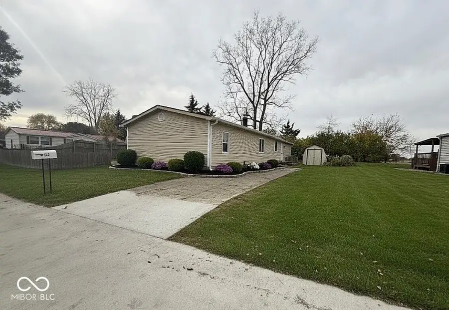 52 Fountain Lake Drive, Greenfield, IN 46140 - Image #2