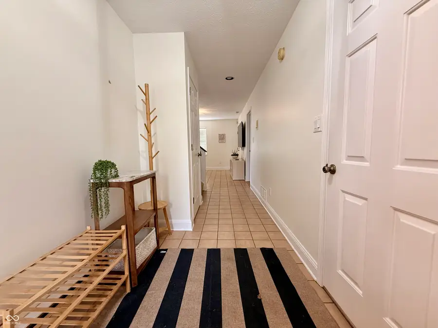 6873 Shore Island Drive, Indianapolis, IN 46220 - Image #2