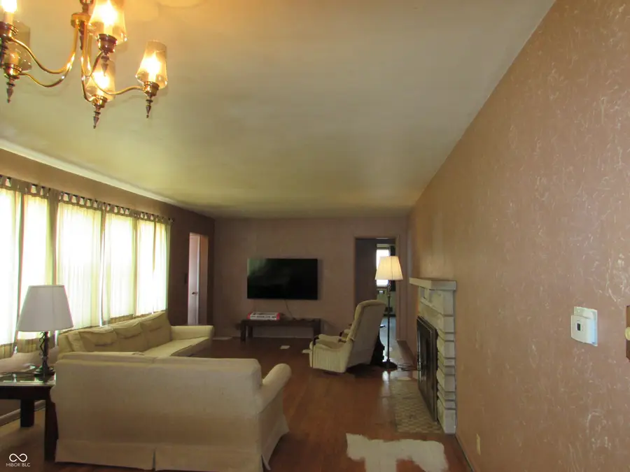 1532 Weslow Court, Anderson, IN 46011 - Image #2