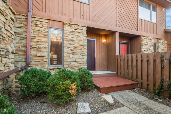 3187 Sycamore Drive, Columbus, IN 47203