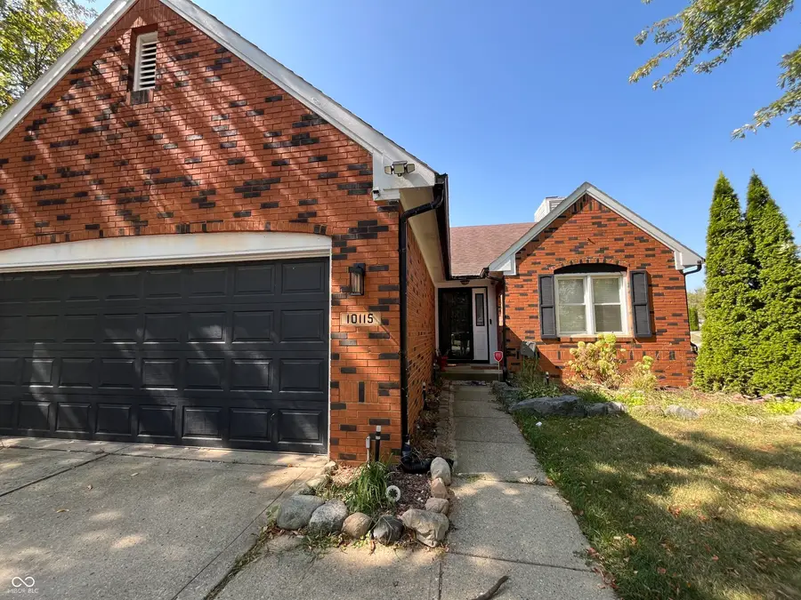 10115 Park Ridge Drive, Indianapolis, IN 46229 - Image #3