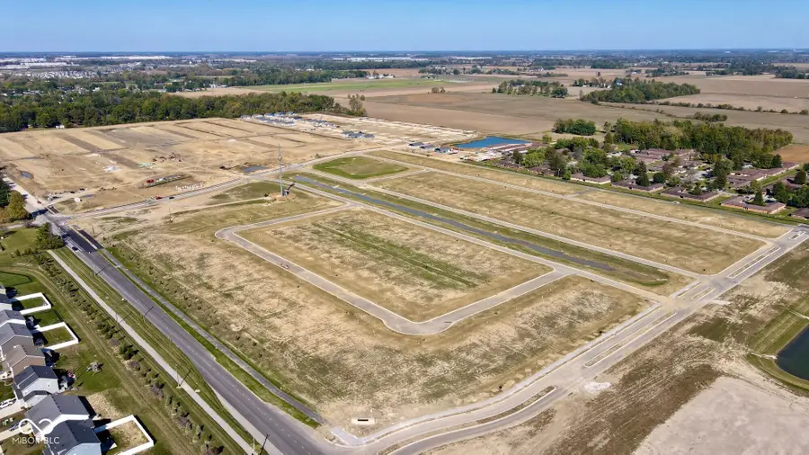 239 Holly Lane, Greenfield, IN 46140 - Image #2