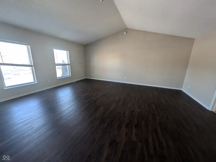 5734 N Attleburg Drive, McCordsville, IN 46055 - Image #3