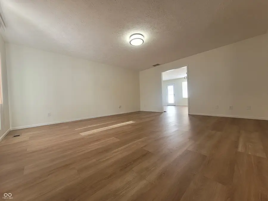 632 N Englewood Drive, Crawfordsville, IN 47933 - Image #3