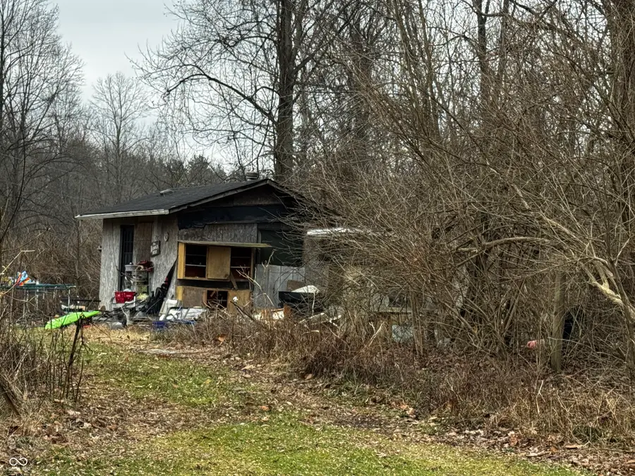 9898 Sweetwater Trail, Trafalgar, IN 46181 - Image #2