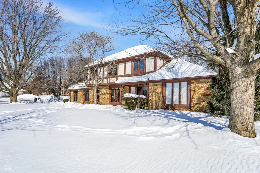 810 Granada Drive, Greenwood, IN 46143 - #3