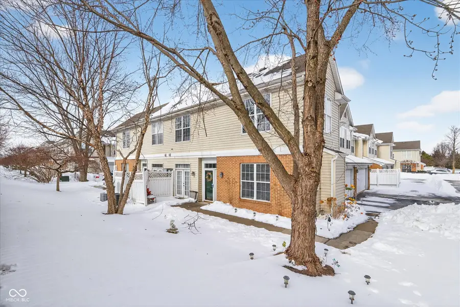 2211 Colfax Lane #2211, Indianapolis, IN 46260 - #3