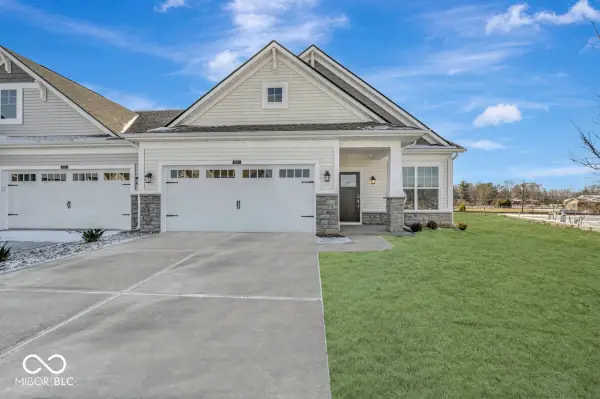 10601 Mangrove Drive, Indianapolis, IN 46239