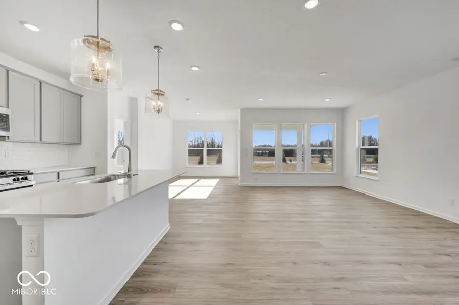 10601 Mangrove Drive, Indianapolis, IN 46239 - Image #2