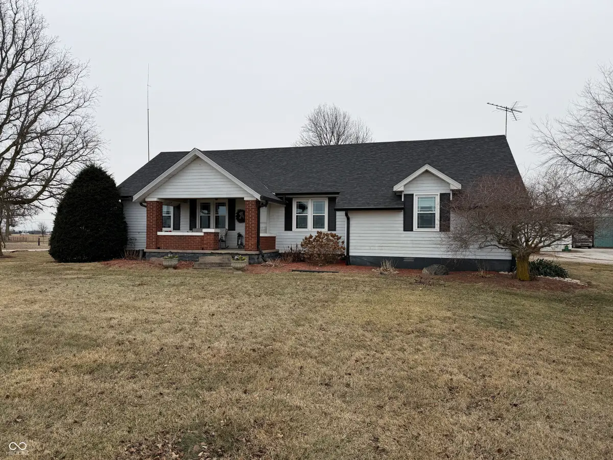 5705 W 1300 N, Elwood, IN 46036 - #1