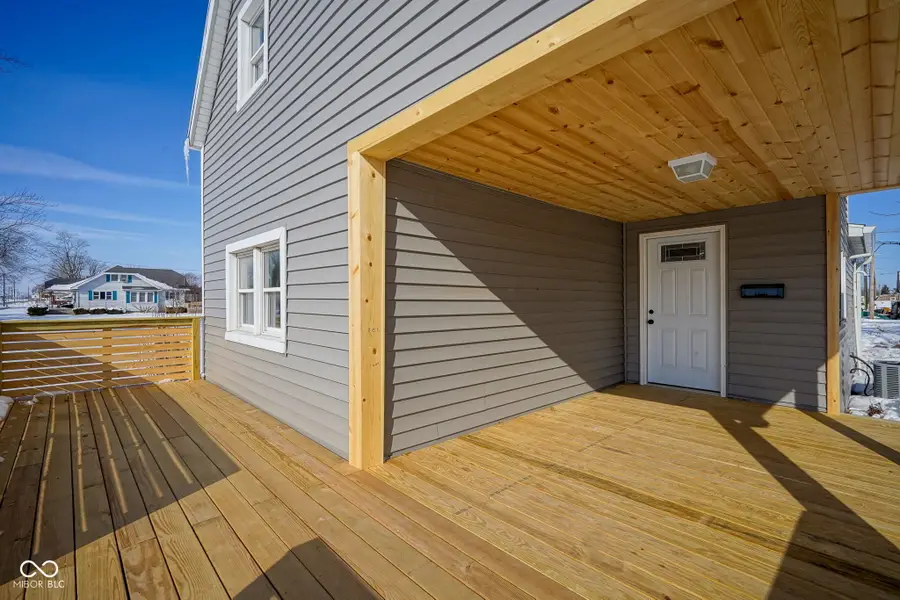 412 Main Street, Elwood, IN 46036 - #3