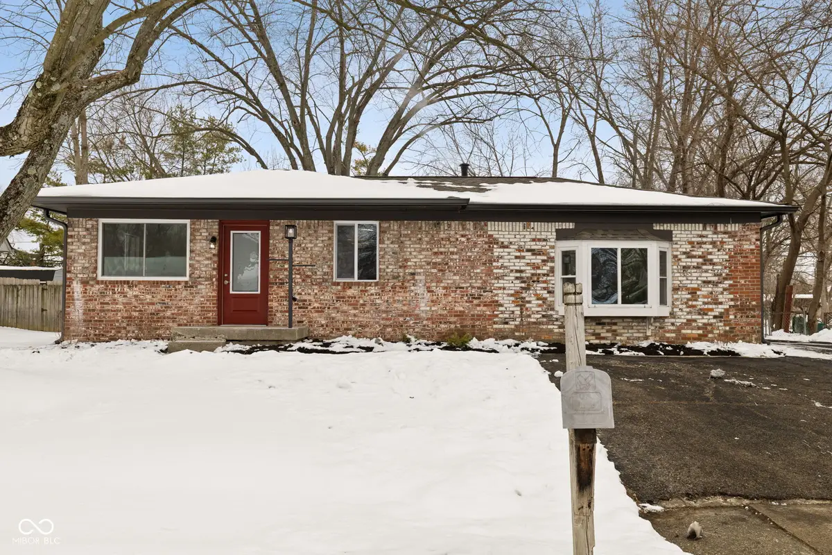 10204 Chris Drive, Indianapolis, IN 46229 - Image #1