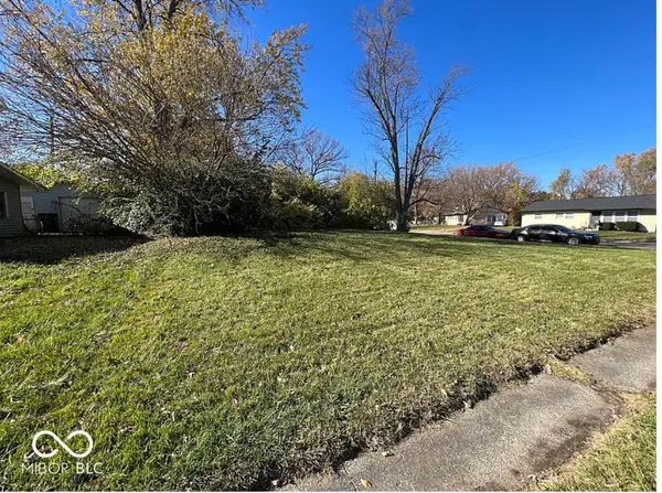 3106 Keswick Road, Indianapolis, IN 46222