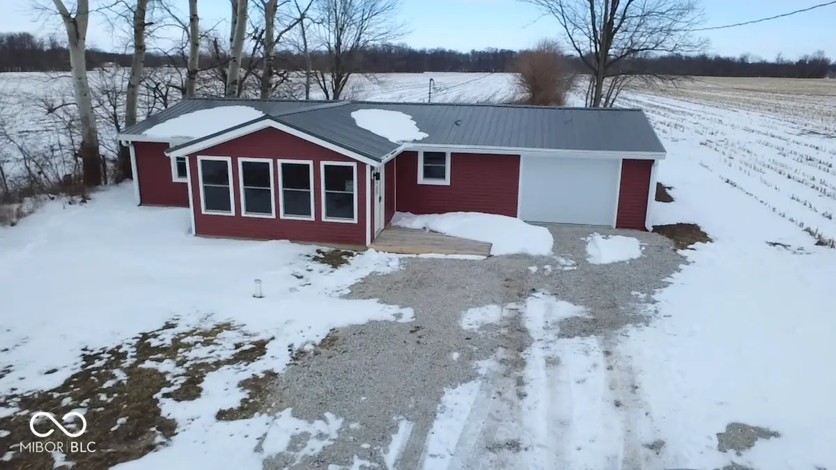6993 E County Road 1000 N, Roachdale, IN 46172 - #1