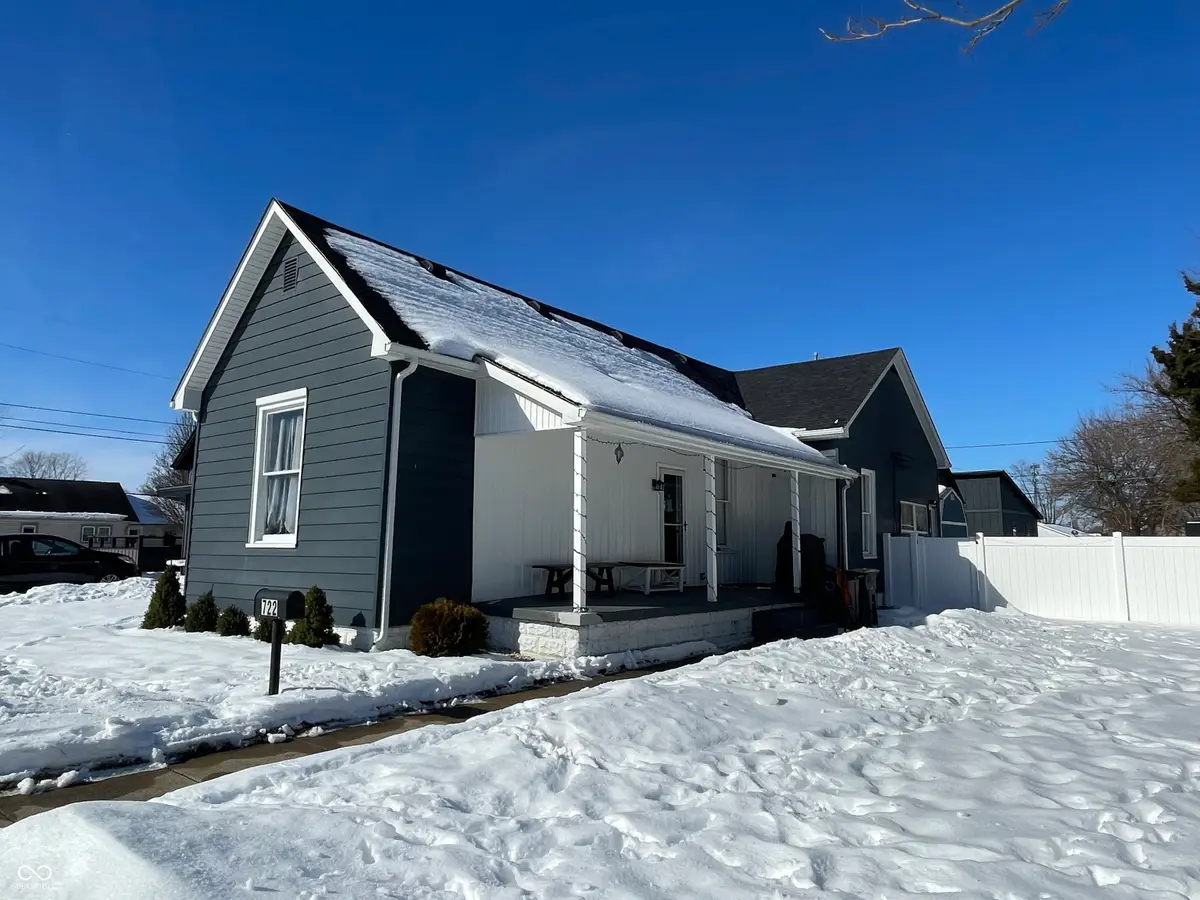 722 Jackson Street, Seymour, IN 47274 - #1