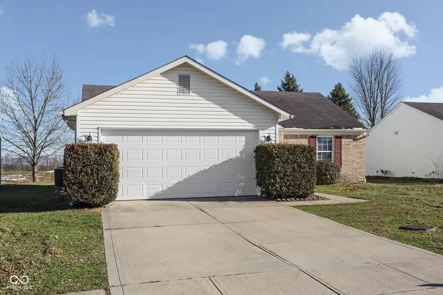 5857 Prairie Meadow Drive, Indianapolis, IN 46221 - #3