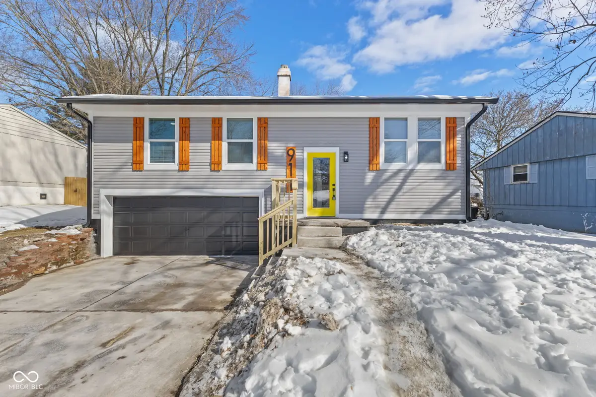 911 Gary Dr, Plainfield, IN 46168 - #1