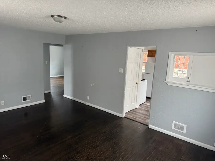 405 S Sheridan Avenue, Indianapolis, IN 46219 - Image #2