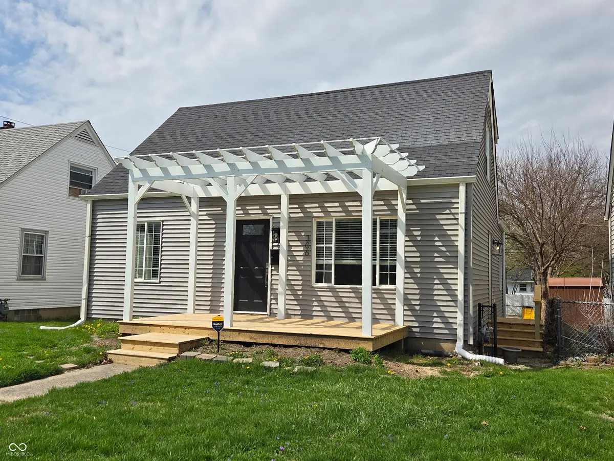 306 N 18th Avenue, Beech Grove, IN 46107 - #1